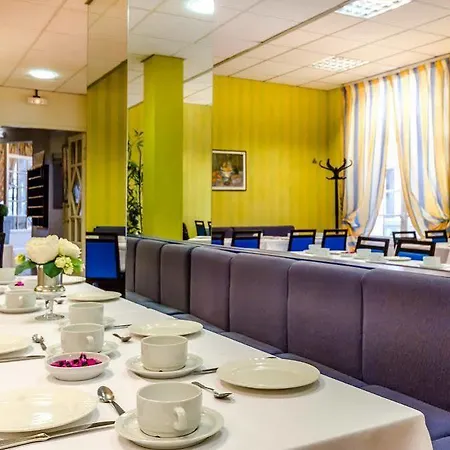 Hotel Aneto 3*