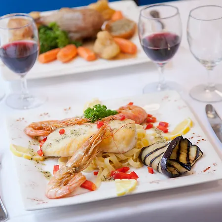 阿内托酒店 3* 卢德